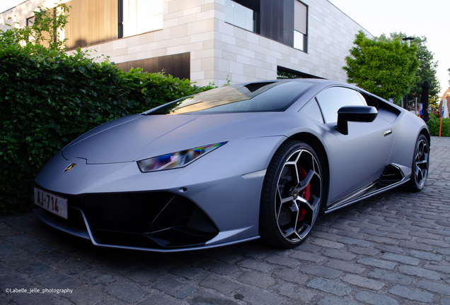 Lamborghini Huracán LP640-4 EVO