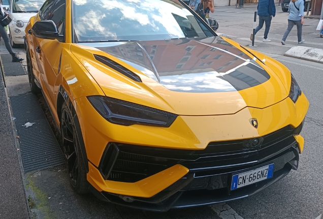Lamborghini Urus Performante