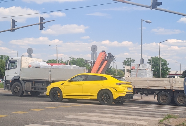 Lamborghini Urus S