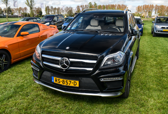 Mercedes-Benz GL 63 AMG X166