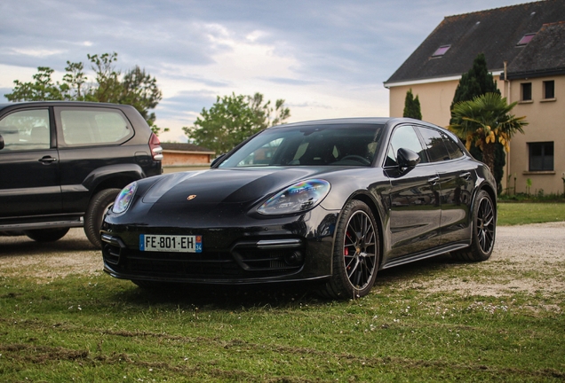 Porsche 971 Panamera GTS Sport Turismo