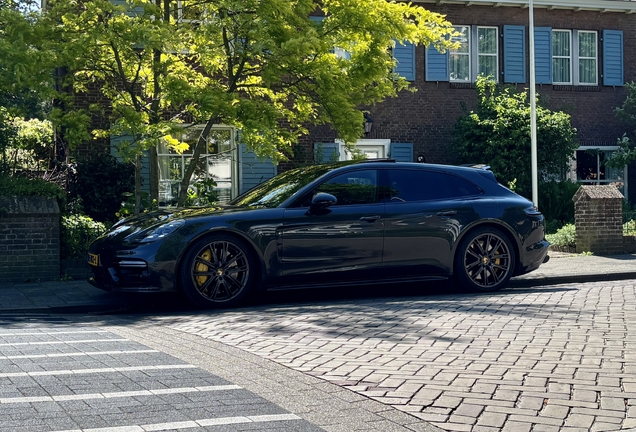 Porsche 971 Panamera Turbo S E-Hybrid Sport Turismo