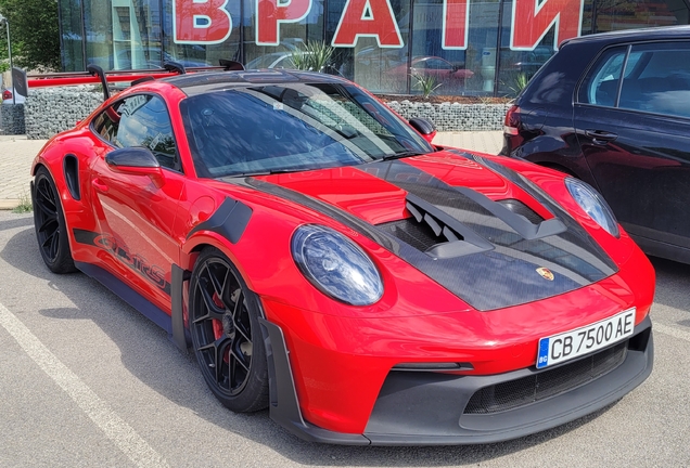 Porsche 992 GT3 RS Weissach Package
