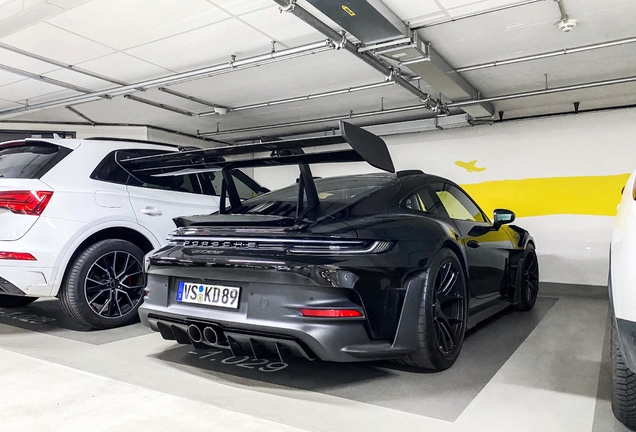 Porsche 992 GT3 RS Weissach Package