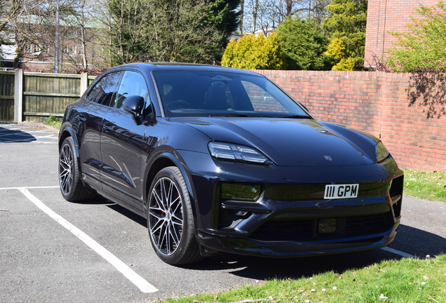 Porsche Macan EV Turbo