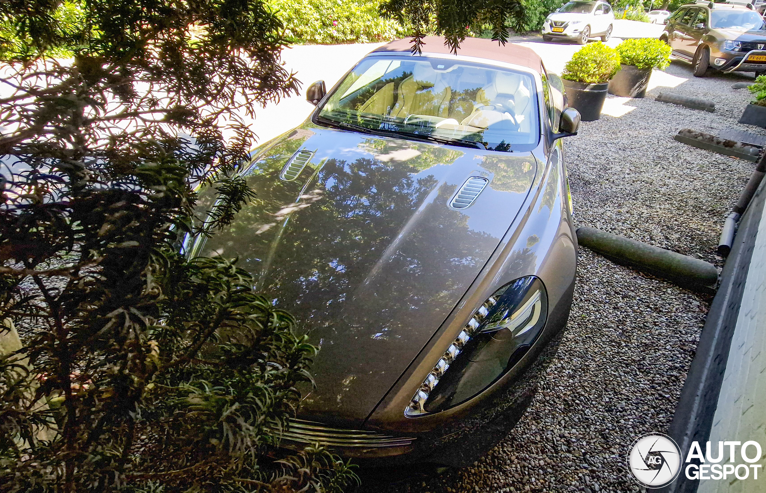 Aston Martin DB9 GT Volante 2016