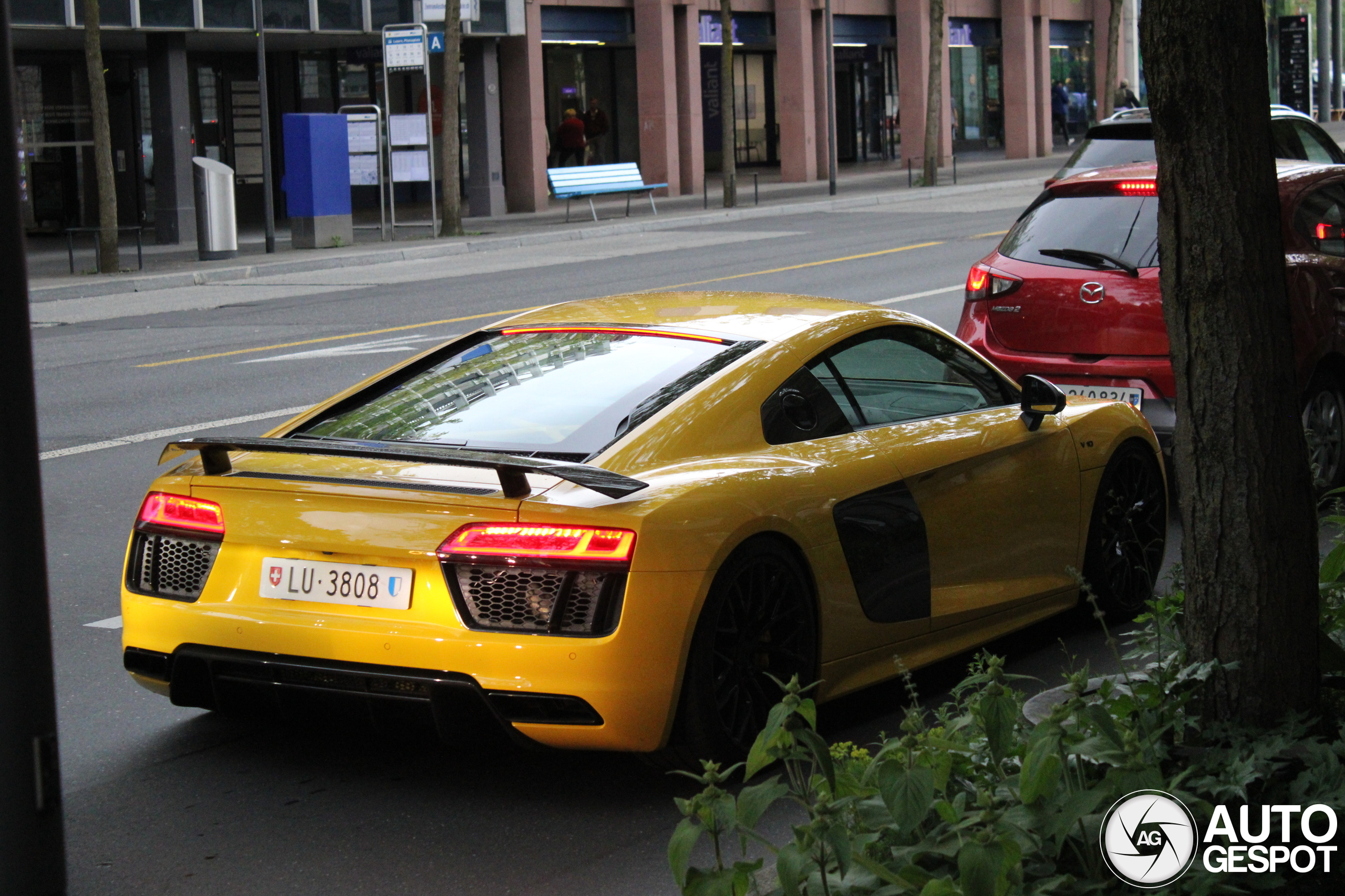 Audi R8 V10 Plus 2015