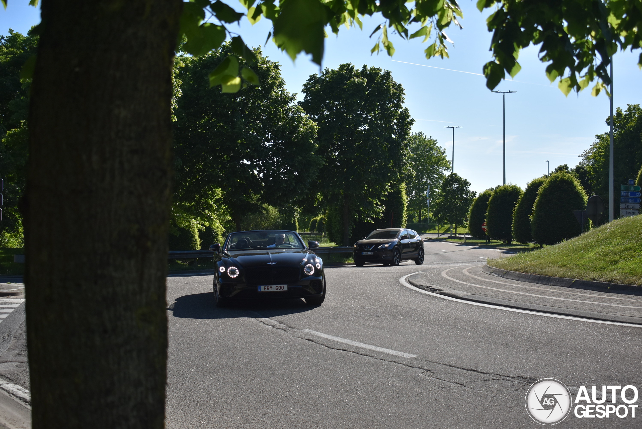 Bentley Continental GTC V8 S 2023