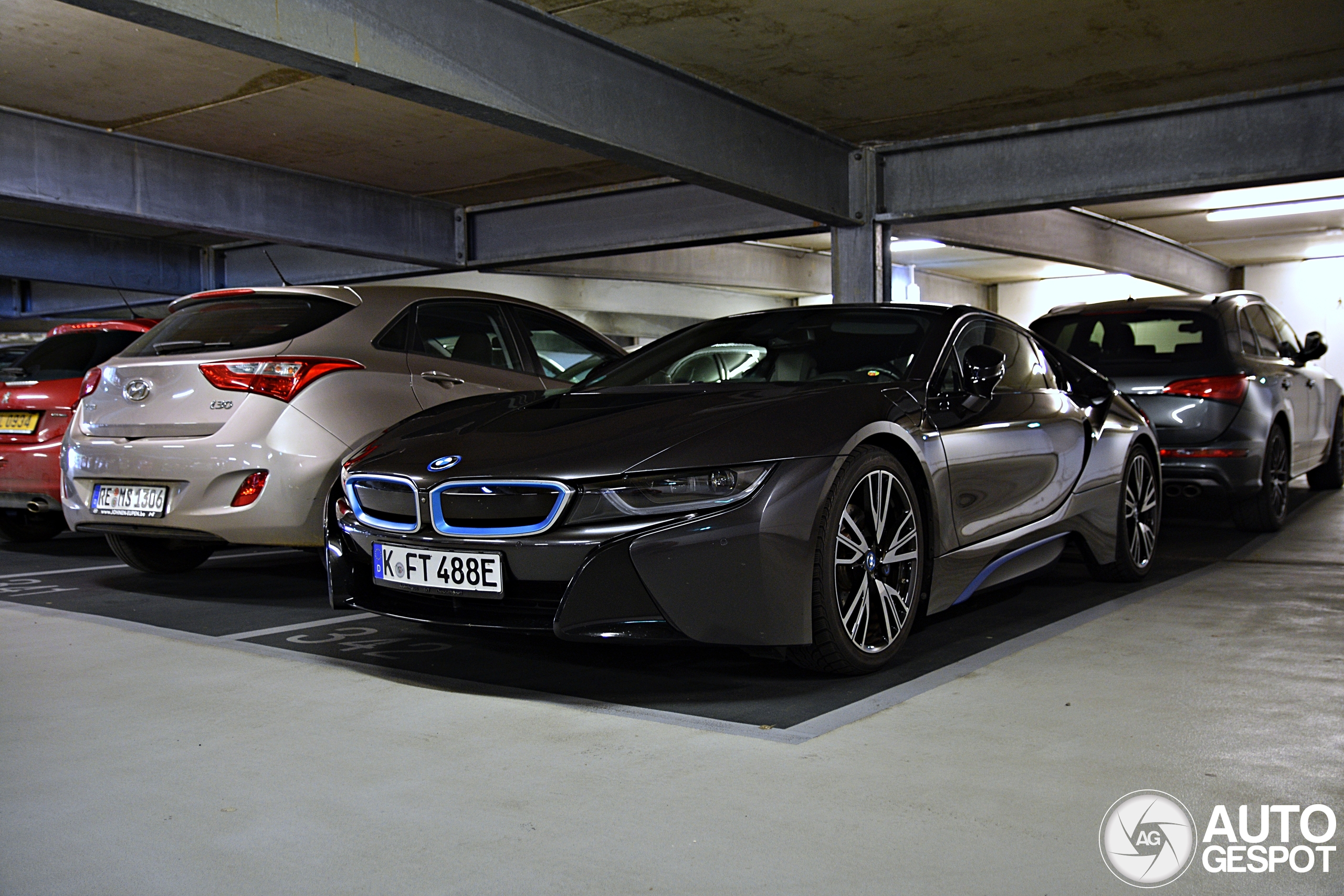 BMW i8