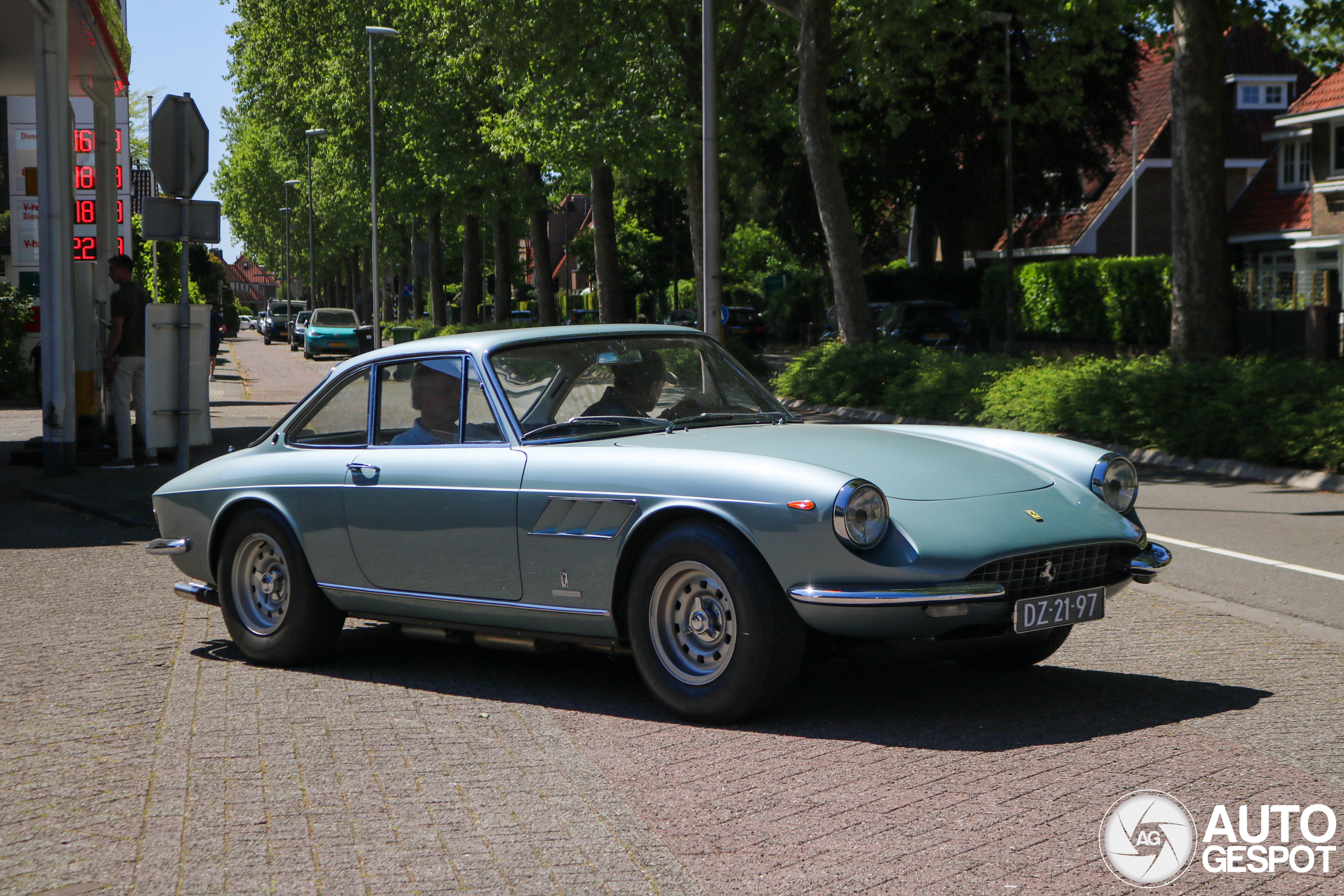 Ferrari 330 GTC