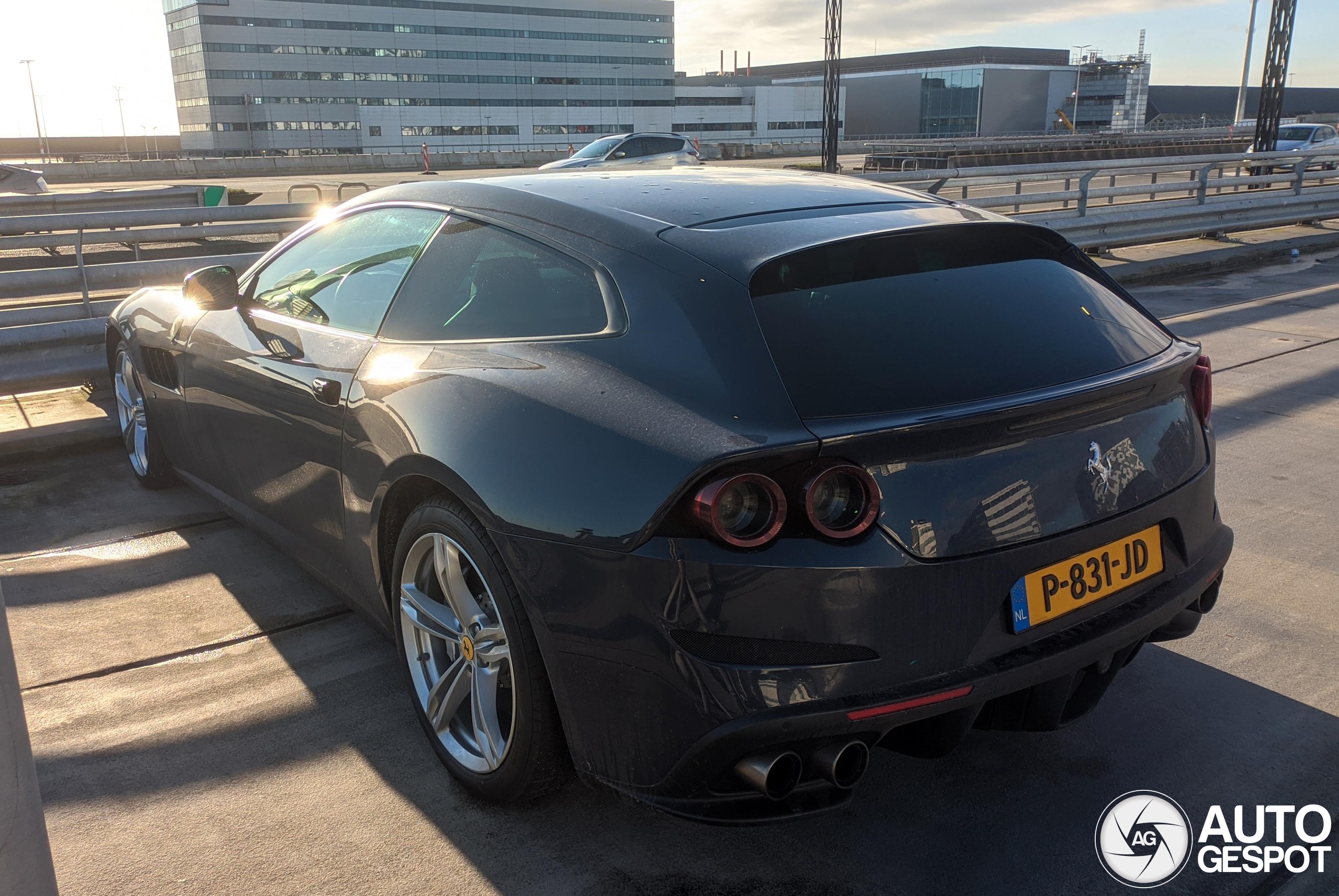 Ferrari GTC4Lusso