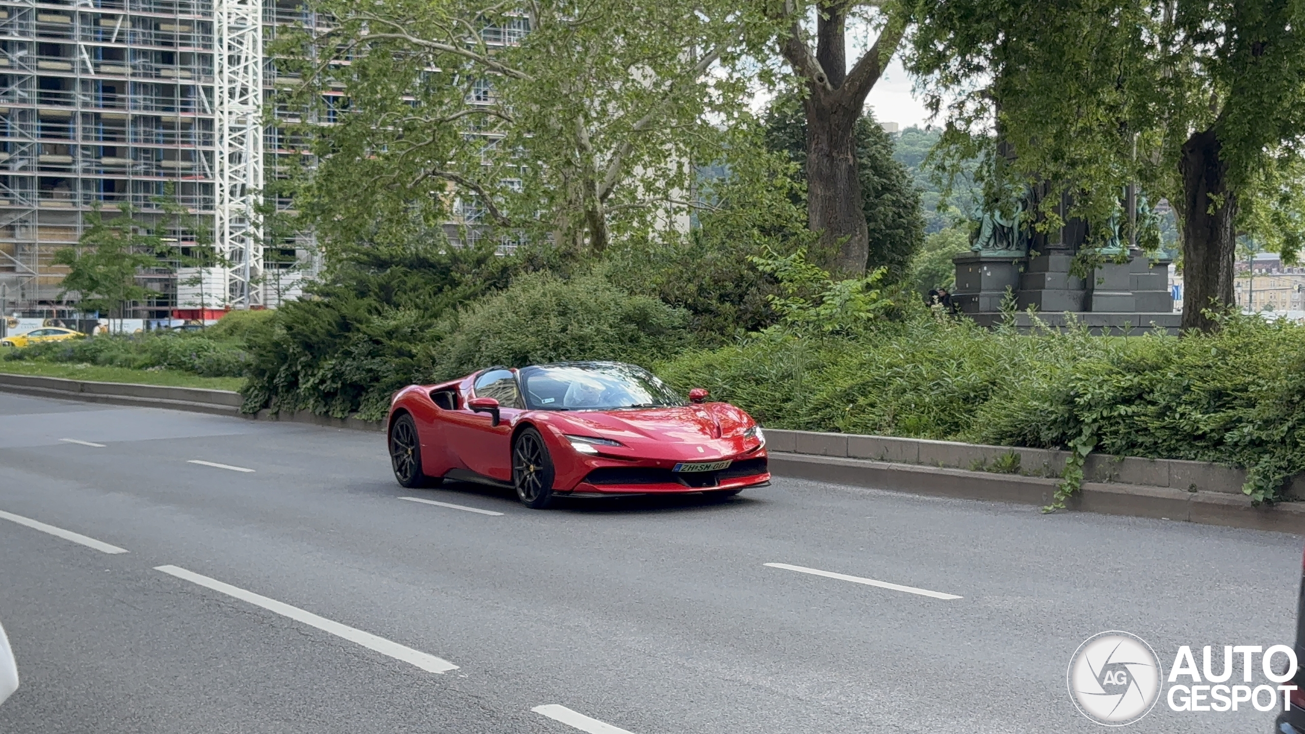 Ferrari SF90 Spider