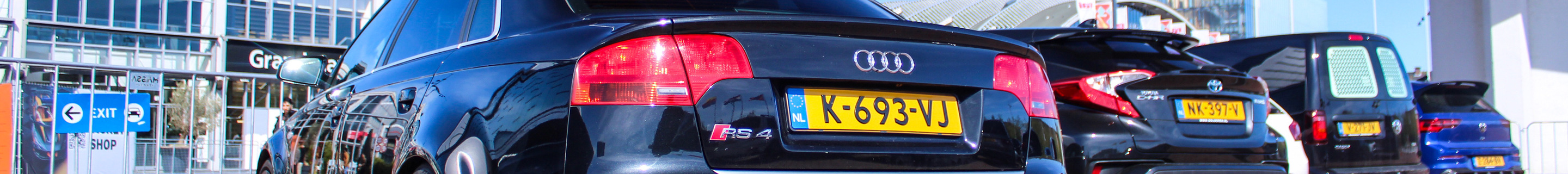 Audi RS4 Sedan