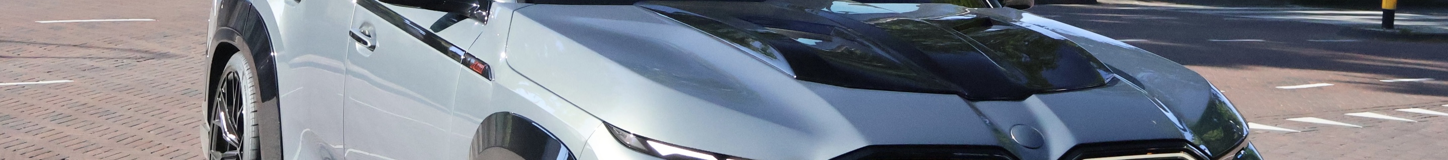 BMW XM G09 Label Red Renegade Design