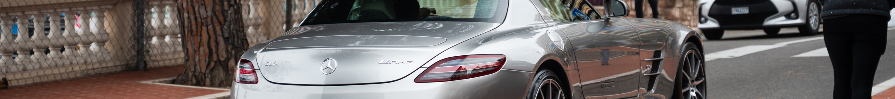 Mercedes-Benz SLS AMG