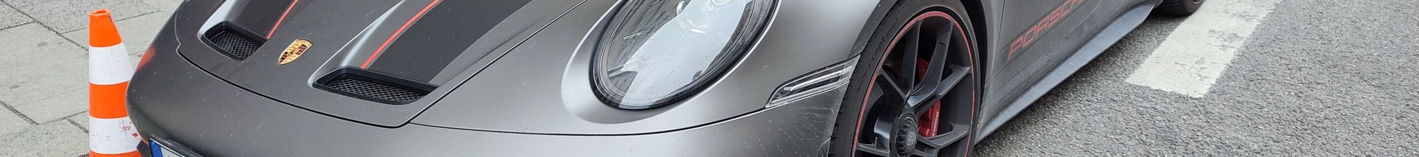 Porsche 992 GT3 Touring