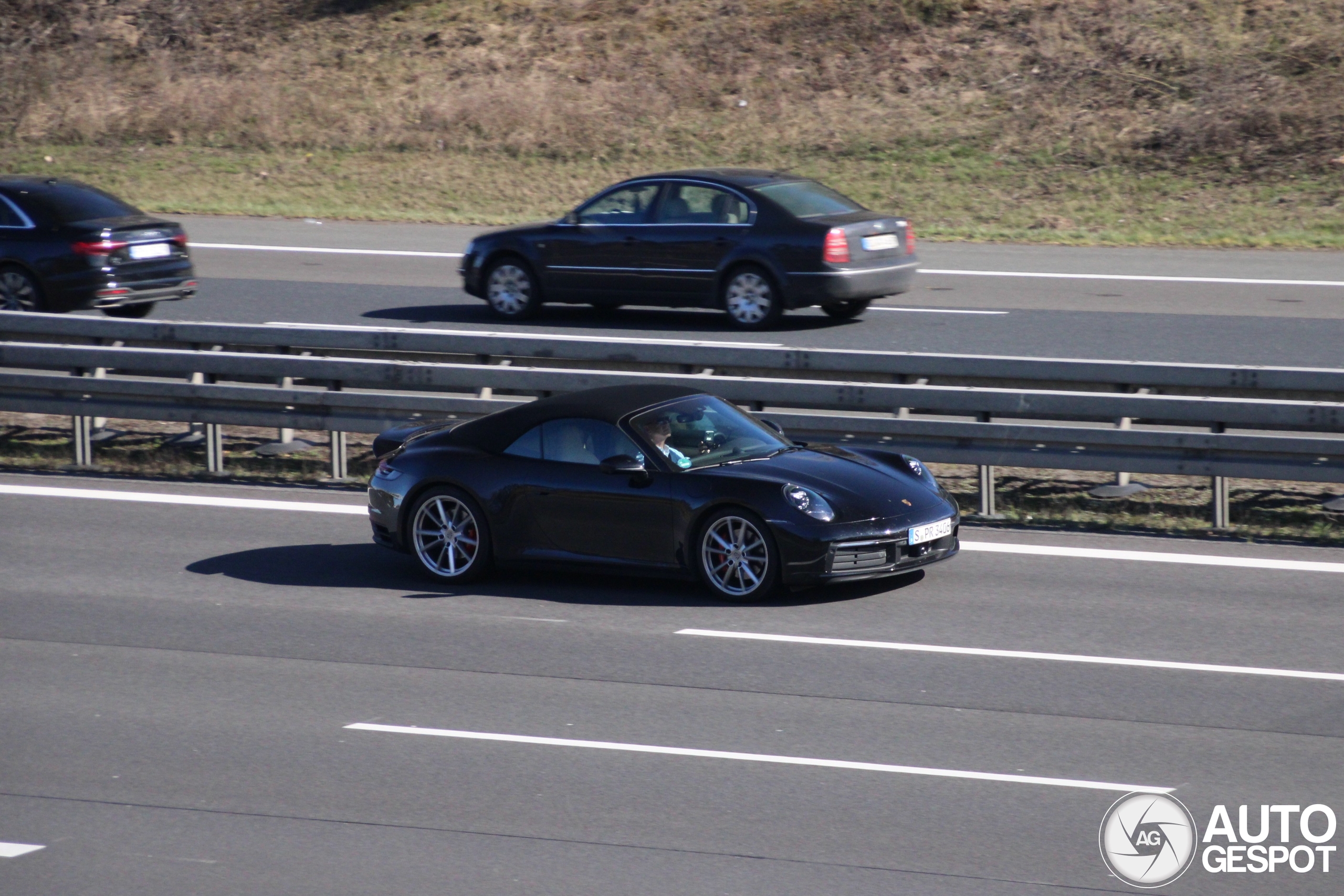 Porsche 992 Carrera 4S Cabriolet