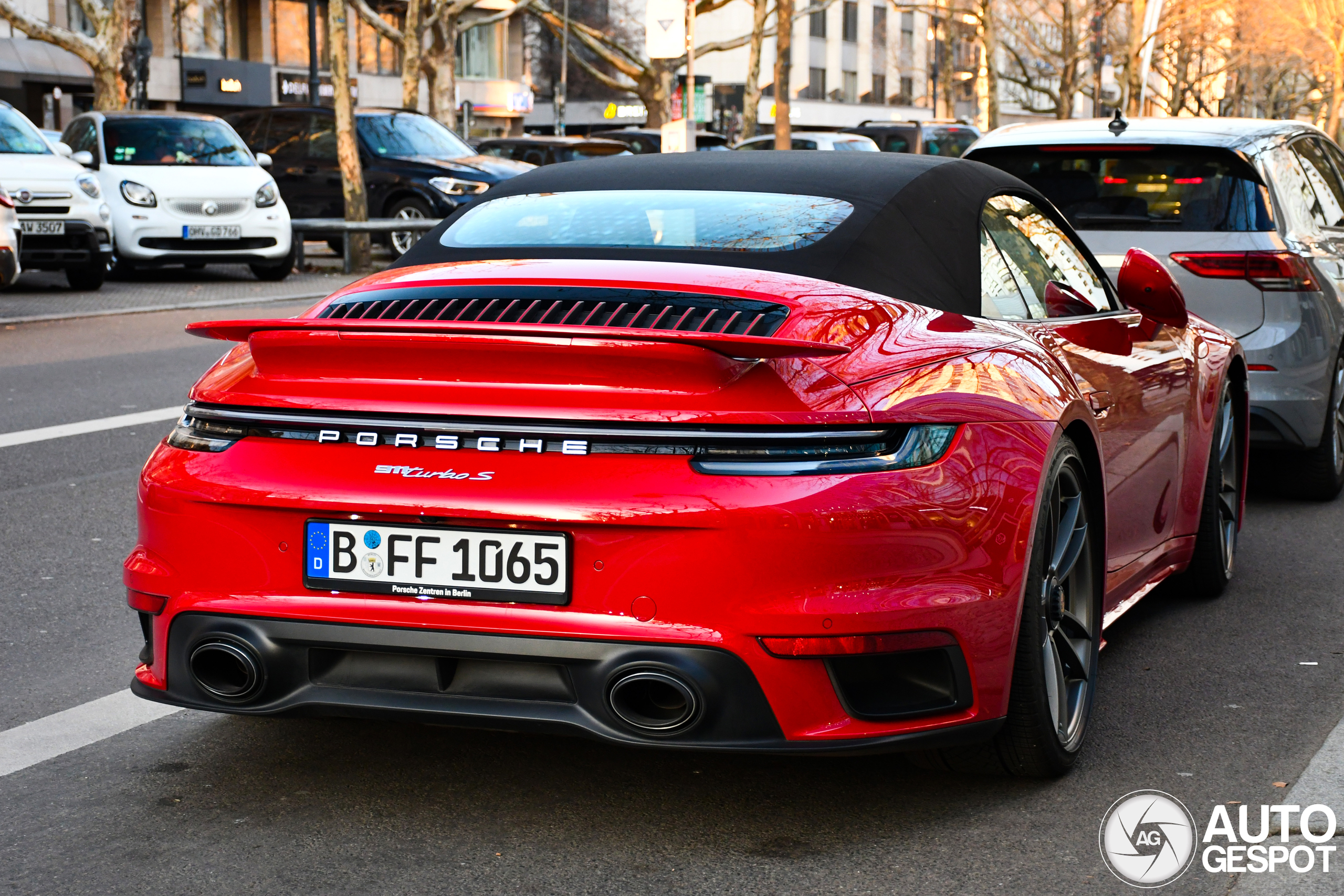Porsche 992 Turbo S Cabriolet