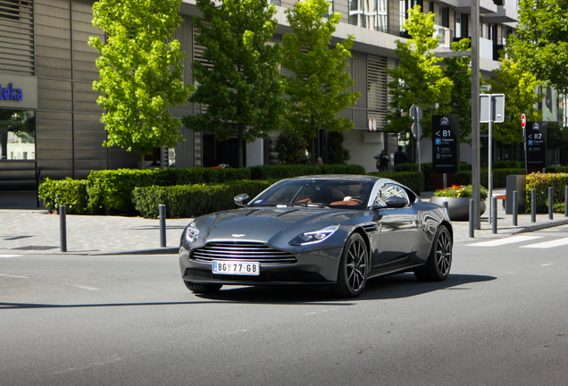 Aston Martin DB11