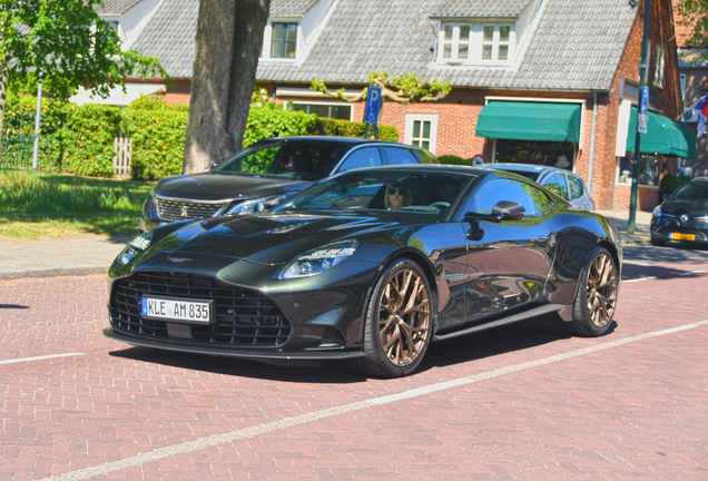 Aston Martin Vanquish 2025