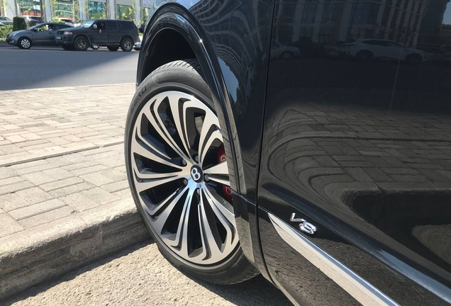 Bentley Bentayga V8 2021
