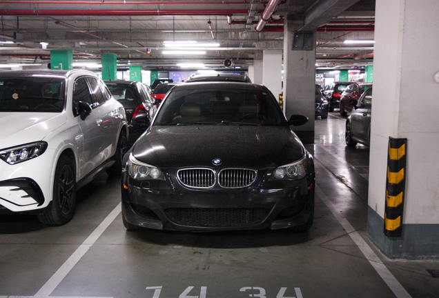 BMW M5 E60 2005