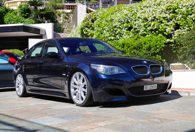 BMW M5 E60 2005