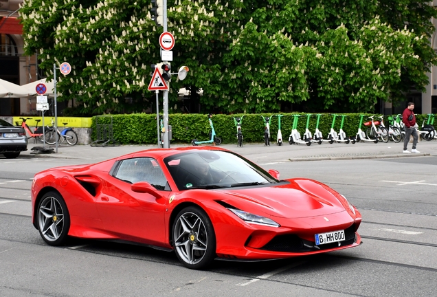 Ferrari F8 Spider