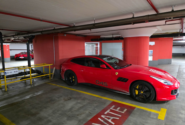 Ferrari GTC4Lusso