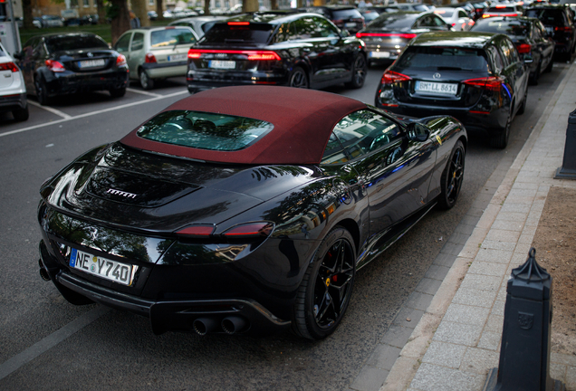 Ferrari Roma Spider