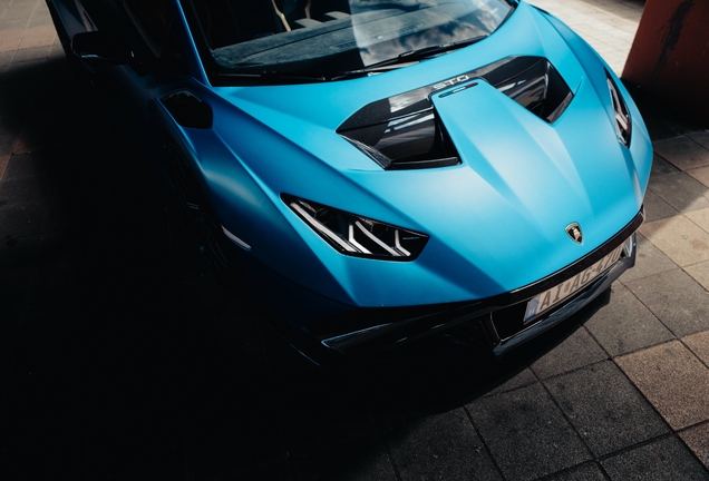 Lamborghini Huracán LP640-2 STO