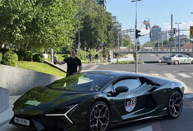 Lamborghini Revuelto