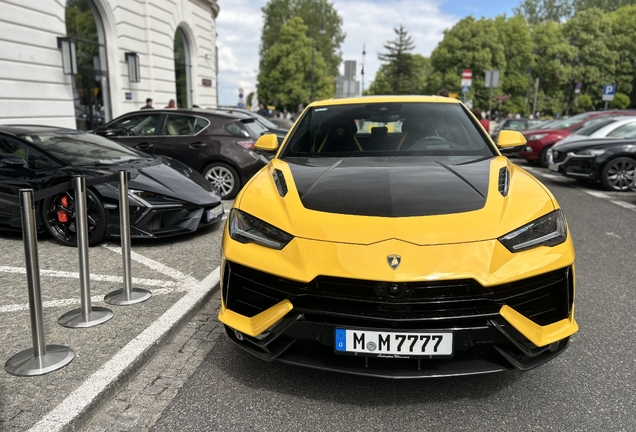 Lamborghini Urus Performante