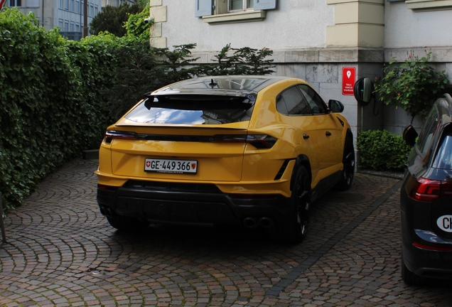 Lamborghini Urus Performante