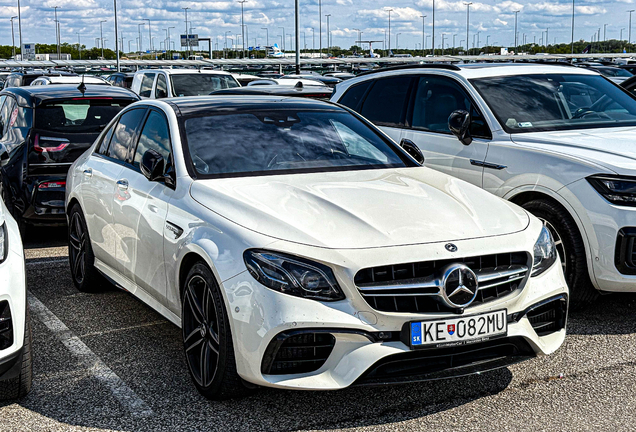 Mercedes-AMG E 63 S W213