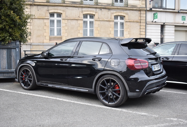 Mercedes-AMG GLA 45 X156
