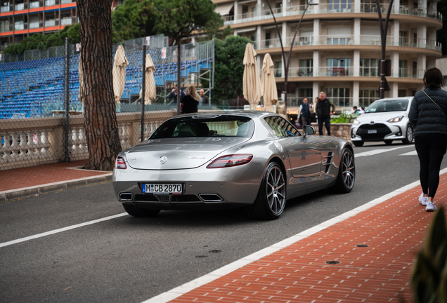Mercedes-Benz SLS AMG