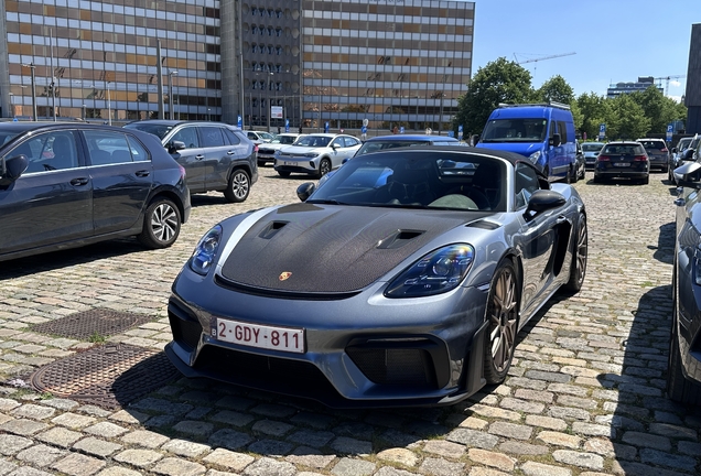 Porsche 718 Spyder RS Weissach Package