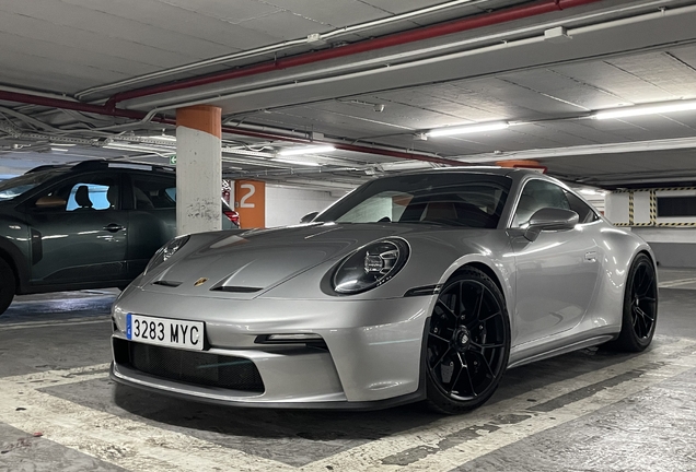 Porsche 992 GT3 Touring