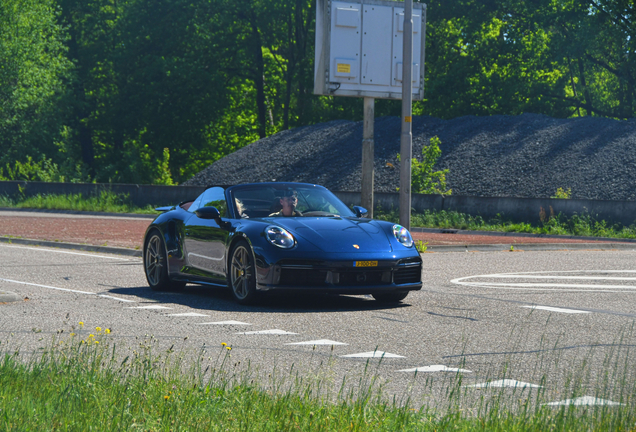 Porsche 992 Turbo S Cabriolet
