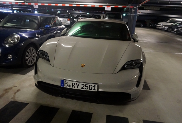 Porsche Taycan GTS