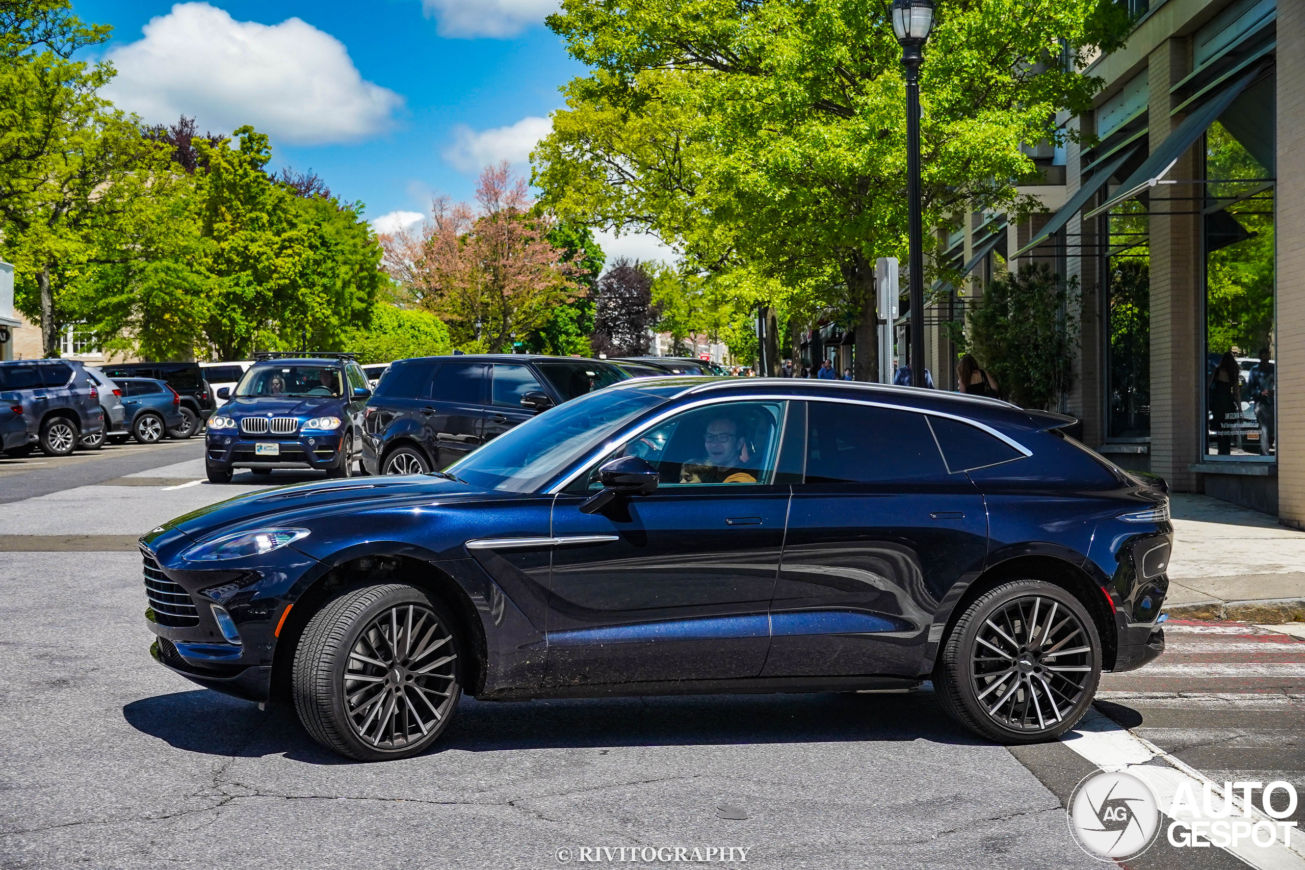 Aston Martin DBX