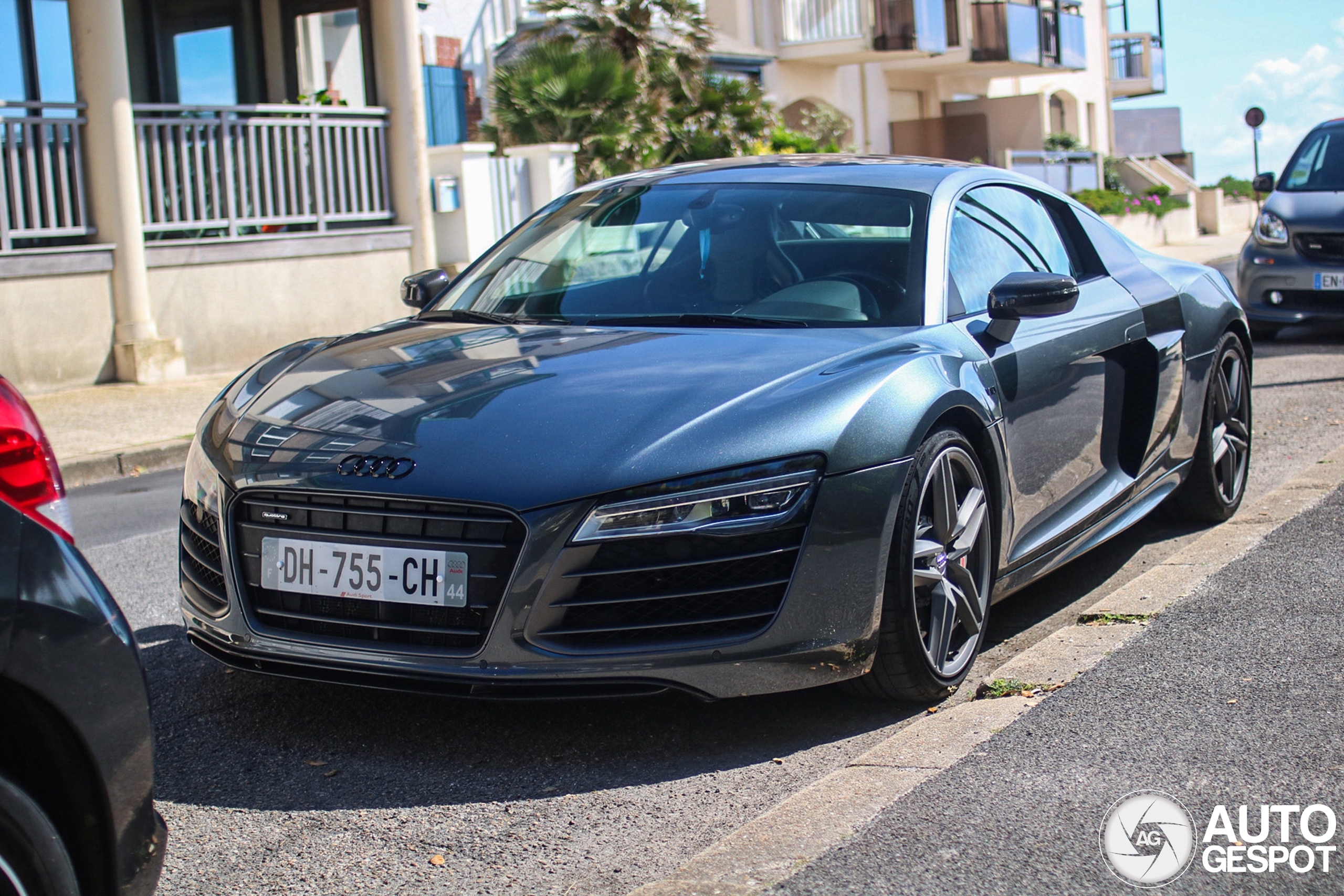 Audi R8 V10 Plus 2013