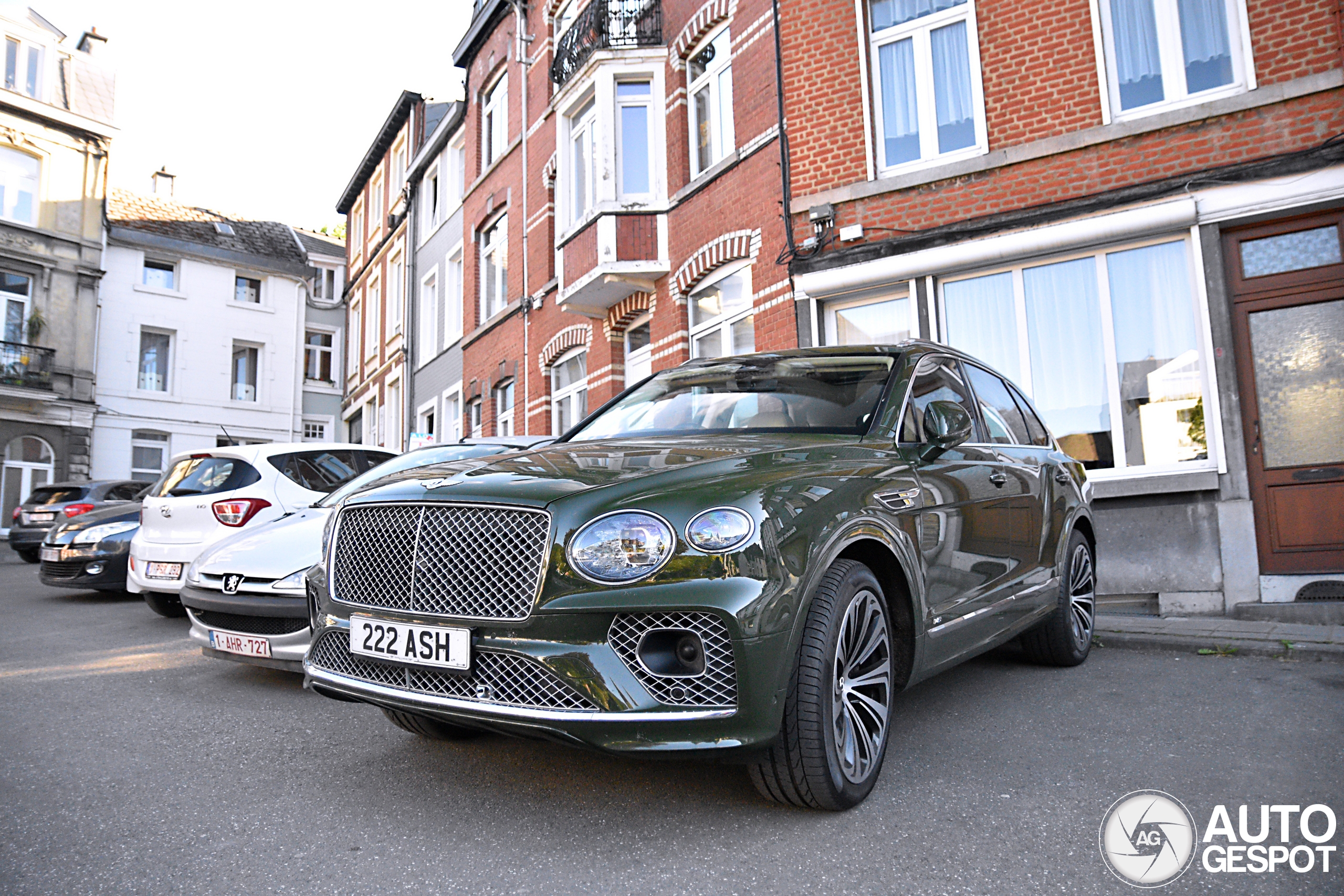 Bentley Bentayga V8 2021