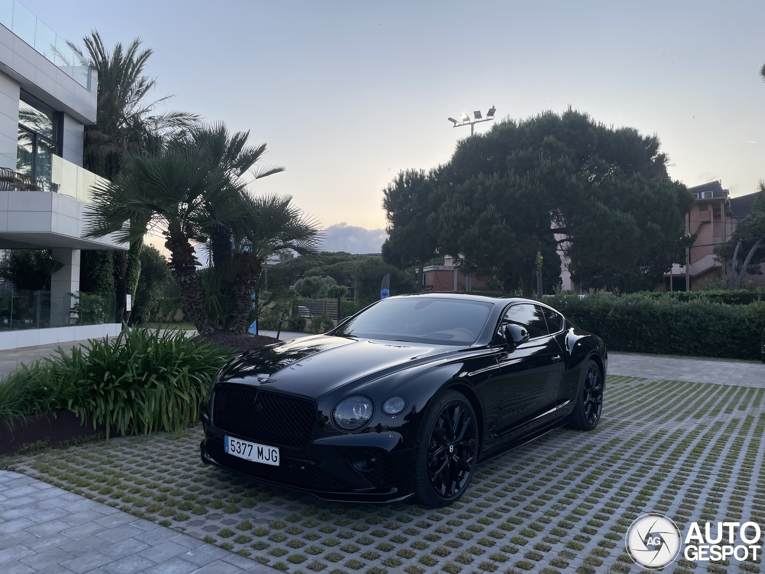 Bentley Continental GT V8 S 2023