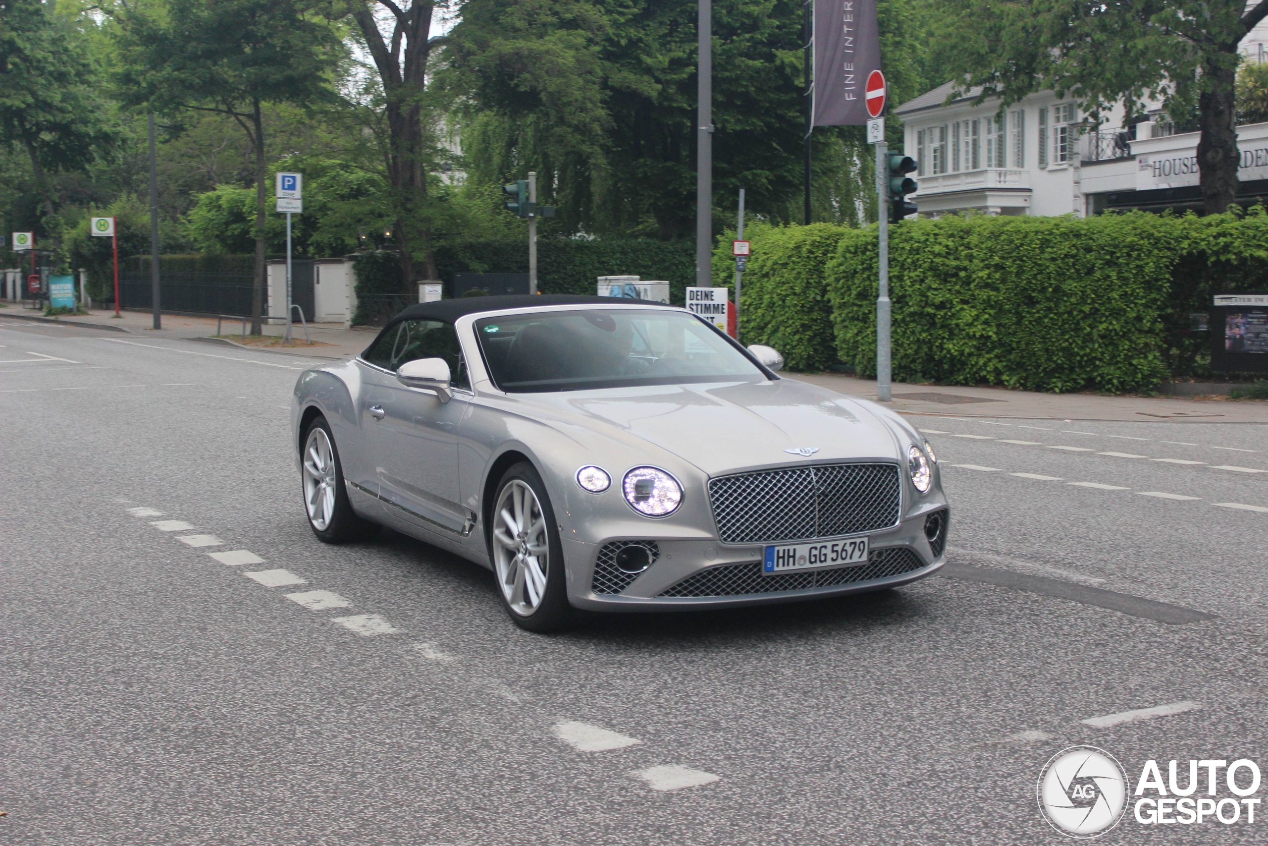 Bentley Continental GTC 2019