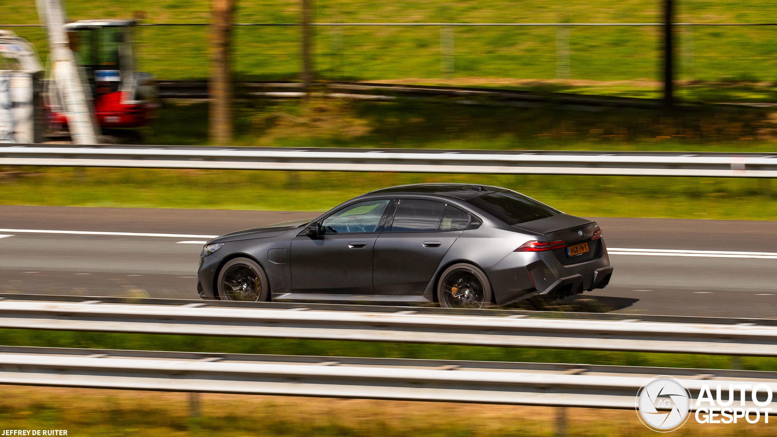 BMW M5 G90