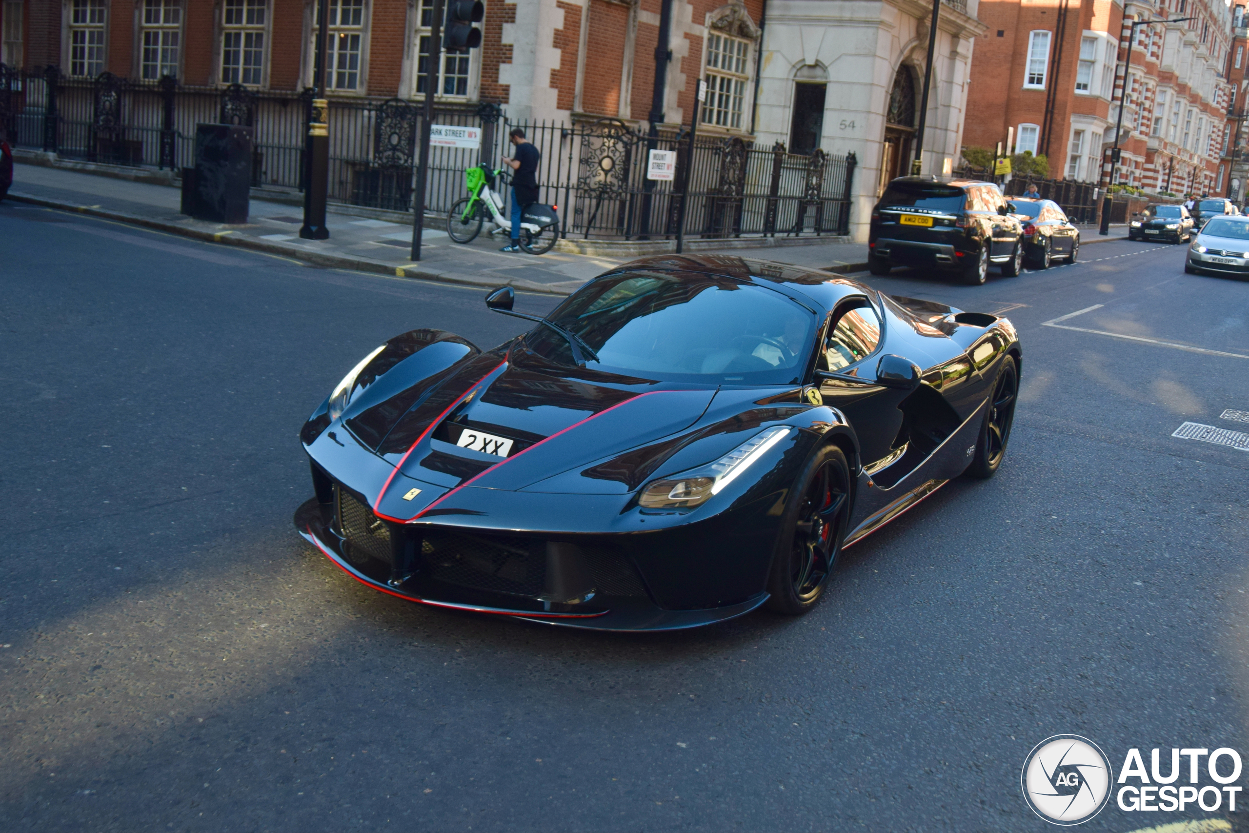 Ferrari LaFerrari Aperta