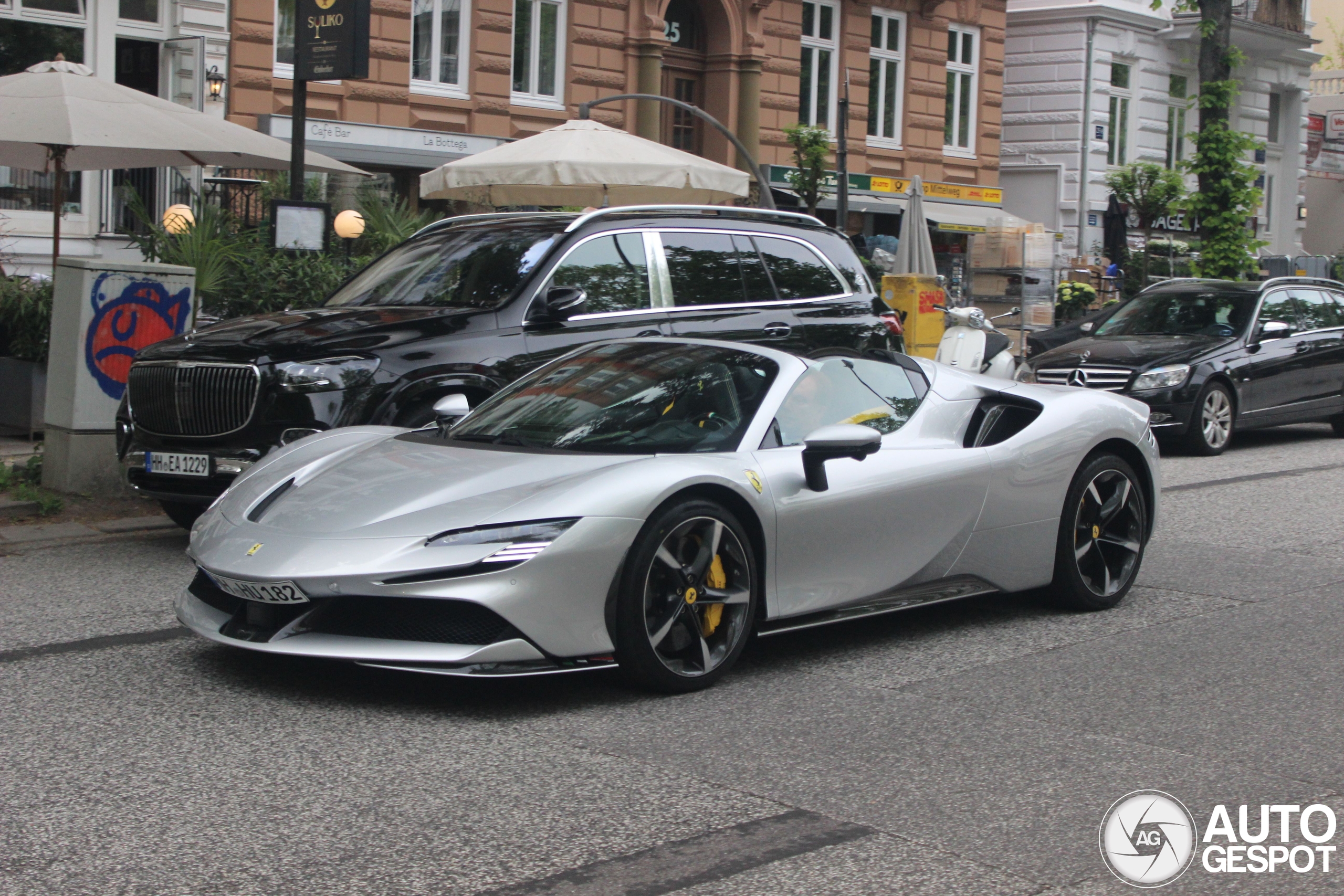 Ferrari SF90 Spider