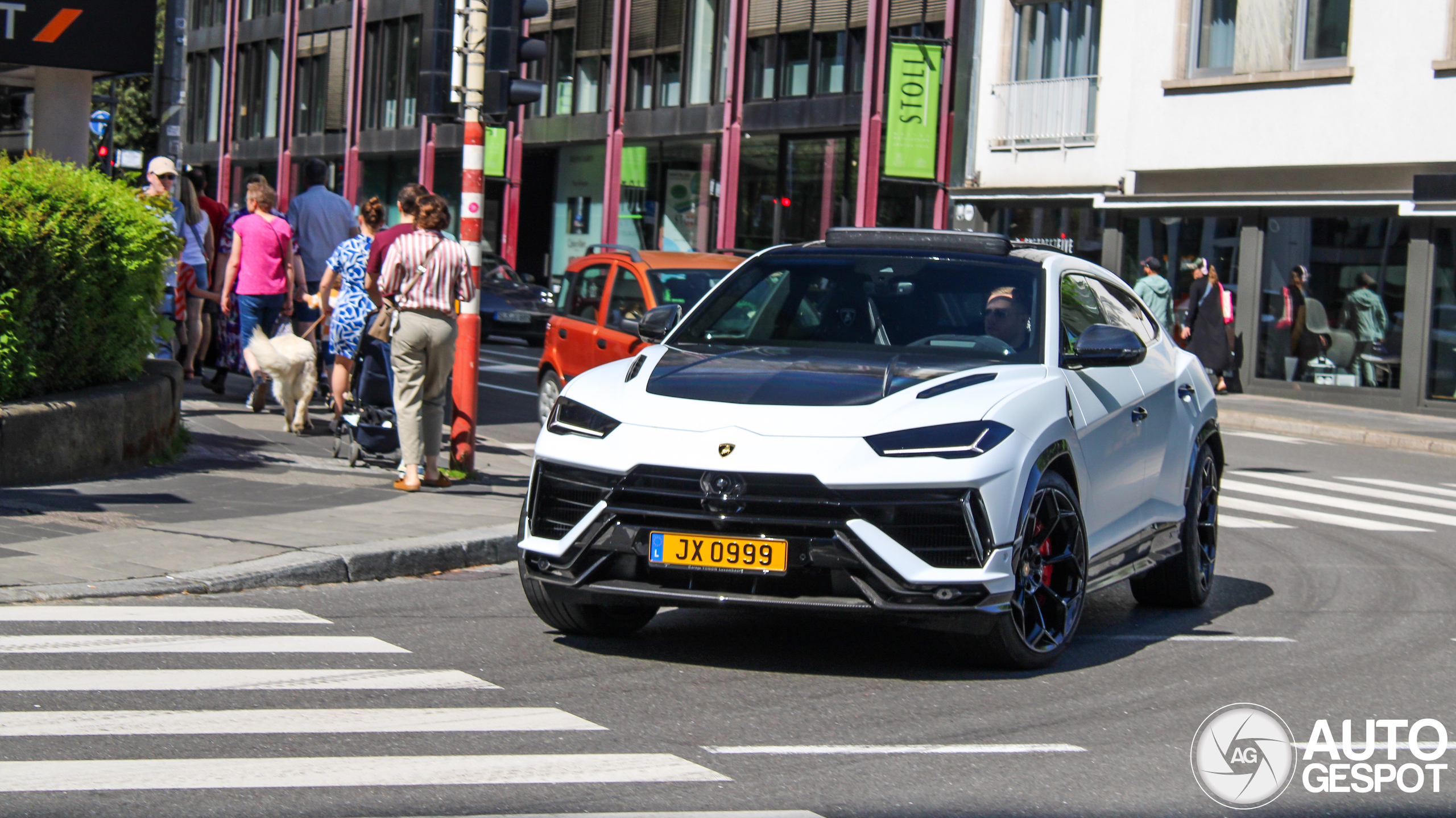 Lamborghini Urus Performante